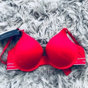 ♥ Tommy Hilfiger bra ♥
